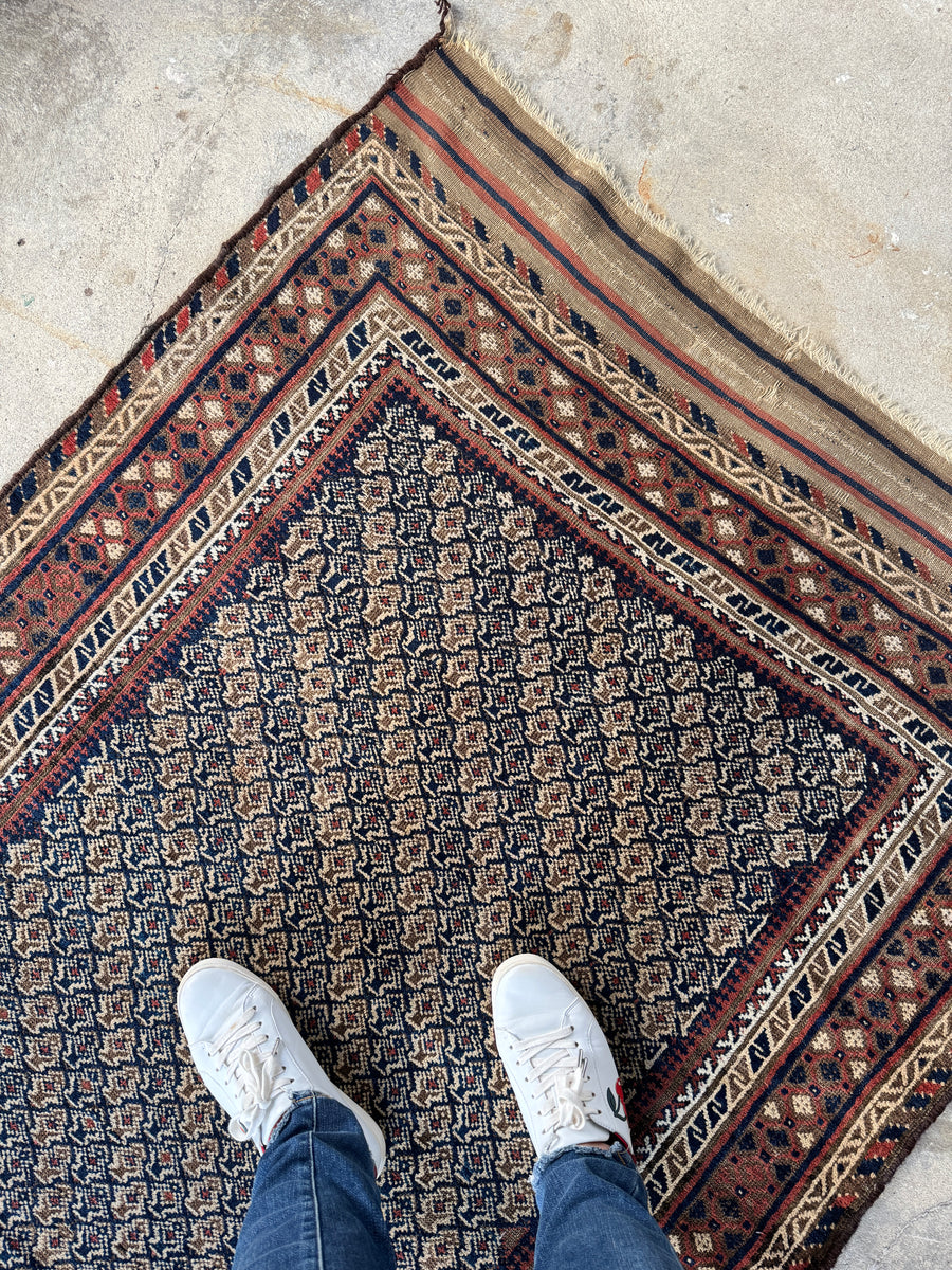 Antique Persian Baluch Nomadic Tribal Rug / 3'9 x 5'5 Rug #3842