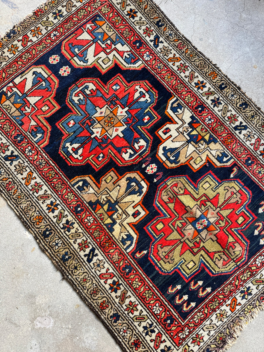 5*1様 【未使用品】 SAY TOUCHÉ Trippy Persian Ru Small Vintage Tribal Persian Rug / 3'5 x 5' Tribal Rug #3811