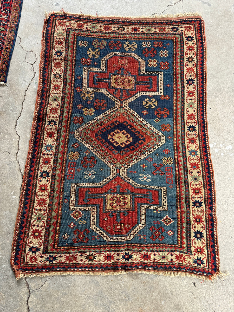 antique_rug_2401db09-69ac-49b7