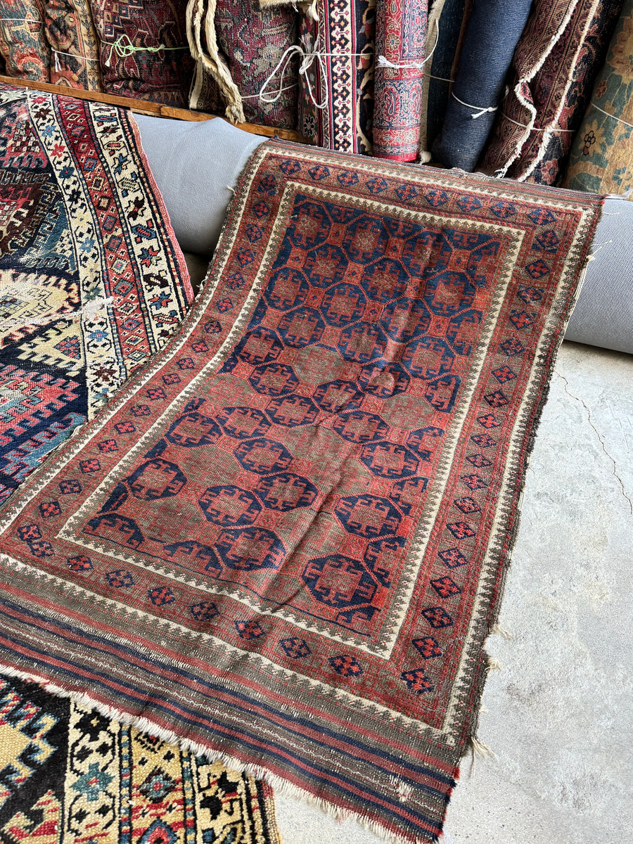 3x5 Nomadic Tribal and Worn Persian Baluch Rug #3938 – Blue