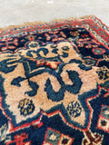 2' x 2' Antique Bag face rug #2319 / antique bagface - Blue Parakeet Rugs