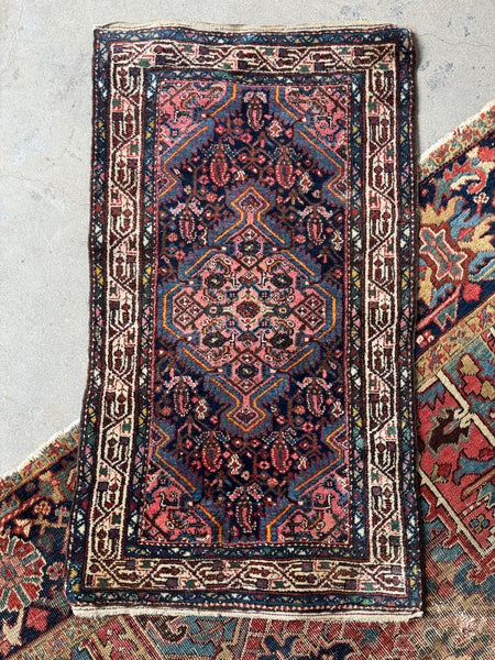 Antique Persian Scatter Rug / 2’4 x 4’3 Hamadan Rug #4368