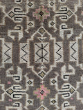 Neutral Antique Scatter Mat / 2’ x 2’7 Rug #4302