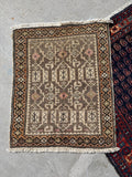Neutral Antique Scatter Mat / 2’ x 2’7 Rug #4302