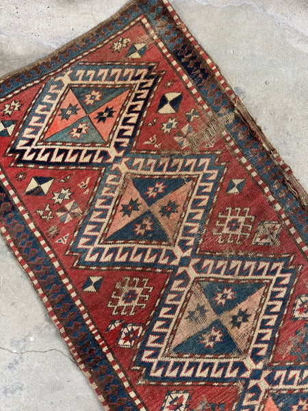 Blue Parakeet Rugs | Antique & Vintage Rugs – Blue Parakeet Rugs
