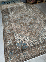 Muted Persian Heriz Rug / 6x9 Neutral Heriz Rug #4156