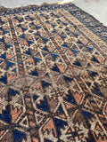 Worn Tribal Scatter Rug / 2’9 x 4’7 Persian Baluch Rug #4394