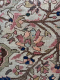 Muted Floral Persian Rug / Ferahan Sarouk #4306