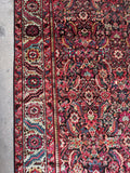 Small-scale linear motifs in antique Karabagh design