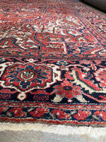 Vintage Persian Heriz / 10’3 x 13’8 Rug #4065