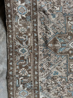 Muted Persian Heriz Rug / 6x9 Neutral Heriz Rug #4156