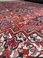 Vintage Persian Heriz / 10’3 x 13’8 Rug #4065