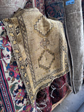 Small Neutral Antique Scatter Mat / 2'2 x 2'7 Rug #4316
