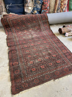 4' x 6'6 Nomadic Baluch rug #2141 / 4x7 Vintage Rug