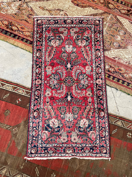 2'7 x 5' Skinny Vintage Persian Sarouk Rug #3094C