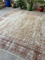 Worn Persian Rug / 9'5 x 12'8 Persian Mahal #3367