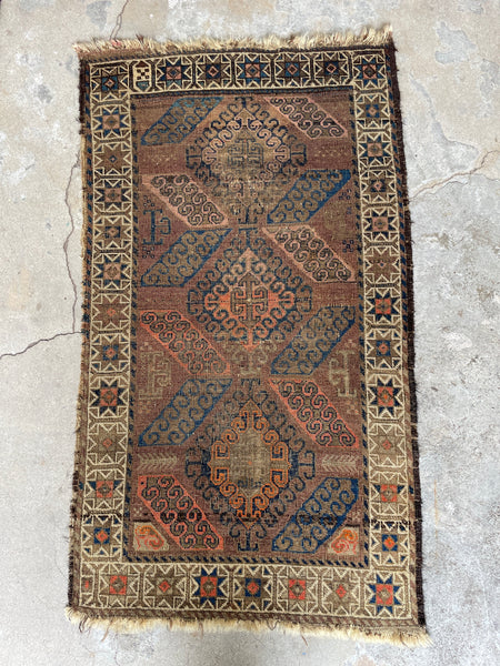 Antique Persian Baluch Rug / 2'7 x 4'8 Baluch Rug #3127ML