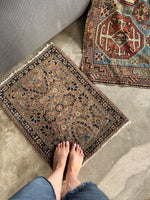 Small Muted Vintage Persian Floral Rug / 2' x 2'7 Persian Sarouk Rug #4215ML