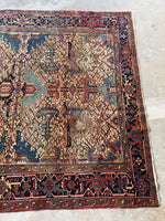 Opposite end view highlighting color saturation and pattern symmetry
