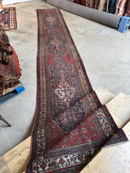 Professionally reduced antique Bibikabad runner, long scale preserved with secure construction.