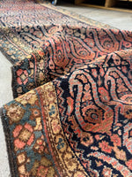 Detailed image of fresh binding on runner selvedges.