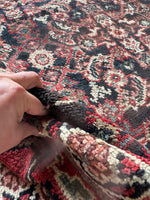 Persian Mahal carpet with soft and even wool pile