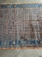 High-quality Sarouk rug featuring romantic tones and soft wool texture