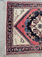 Lilihan village Persian rug with a central medallion and security fence motif.