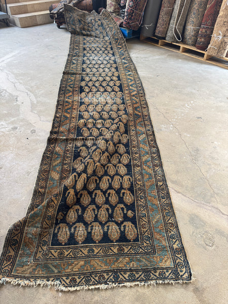 super_long_navy_runner_wool_gr