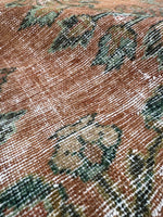 Vintage Lilihan floral rug