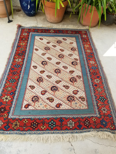 [vintage rugs] - Blue Parakeet Rugs