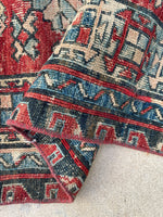 6' x 7'10 worn Soumak rug #2056 / 6x8 Vintage Rug - Blue Parakeet Rugs