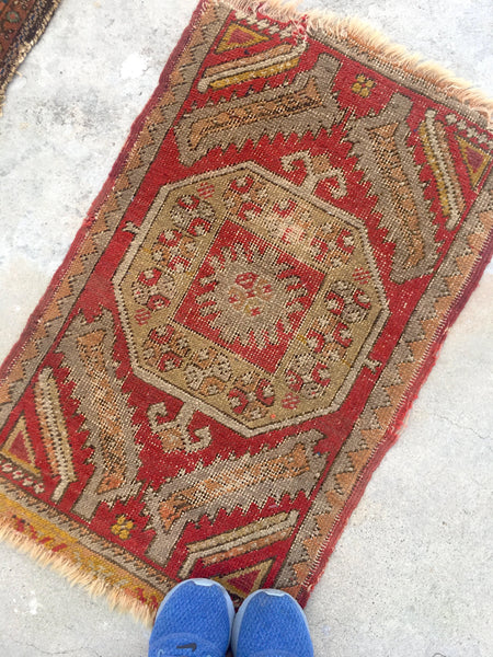 1'9 x 2'9 Antique Turkish Rug Mat - Blue Parakeet Rugs