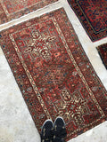 2'5 x 3'11 Gharajeh Heriz scatter rug - Blue Parakeet Rugs