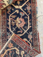 9'6 x 12' Antique Serapi rug with ivory spandrels #2079 / 10x12 Vintage Rug - Blue Parakeet Rugs