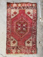 1'6 x 2'7 Antique Turkish scatter rug #2086 / 2x3 Vintage Rug - Blue Parakeet Rugs