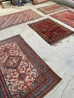 3'4 x 5'6 Antique Blush Persian Malayer scatter rug #2250 / 3x6 Vintage Rug - Blue Parakeet Rugs
