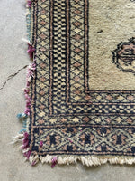 1'2 x 1'10 Antique Scatter Rug #2769 / 1x2 small vintage rug