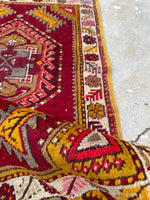 [vintage rugs] - Blue Parakeet Rugs