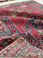 [vintage rugs] - Blue Parakeet Rugs