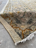 7'10 x 10'4 Antique Ivory ground Mahal rug #1959ML / 8x10 Vintage Rug - Blue Parakeet Rugs