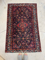 2’10 x 4’7 Antique scatter rug #1963 / 3x5 Vintage rug - Blue Parakeet Rugs