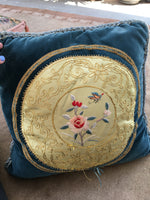 [vintage rugs] - Blue Parakeet Rugs