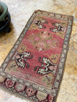 [vintage rugs] - Blue Parakeet Rugs