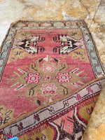 [vintage rugs] - Blue Parakeet Rugs