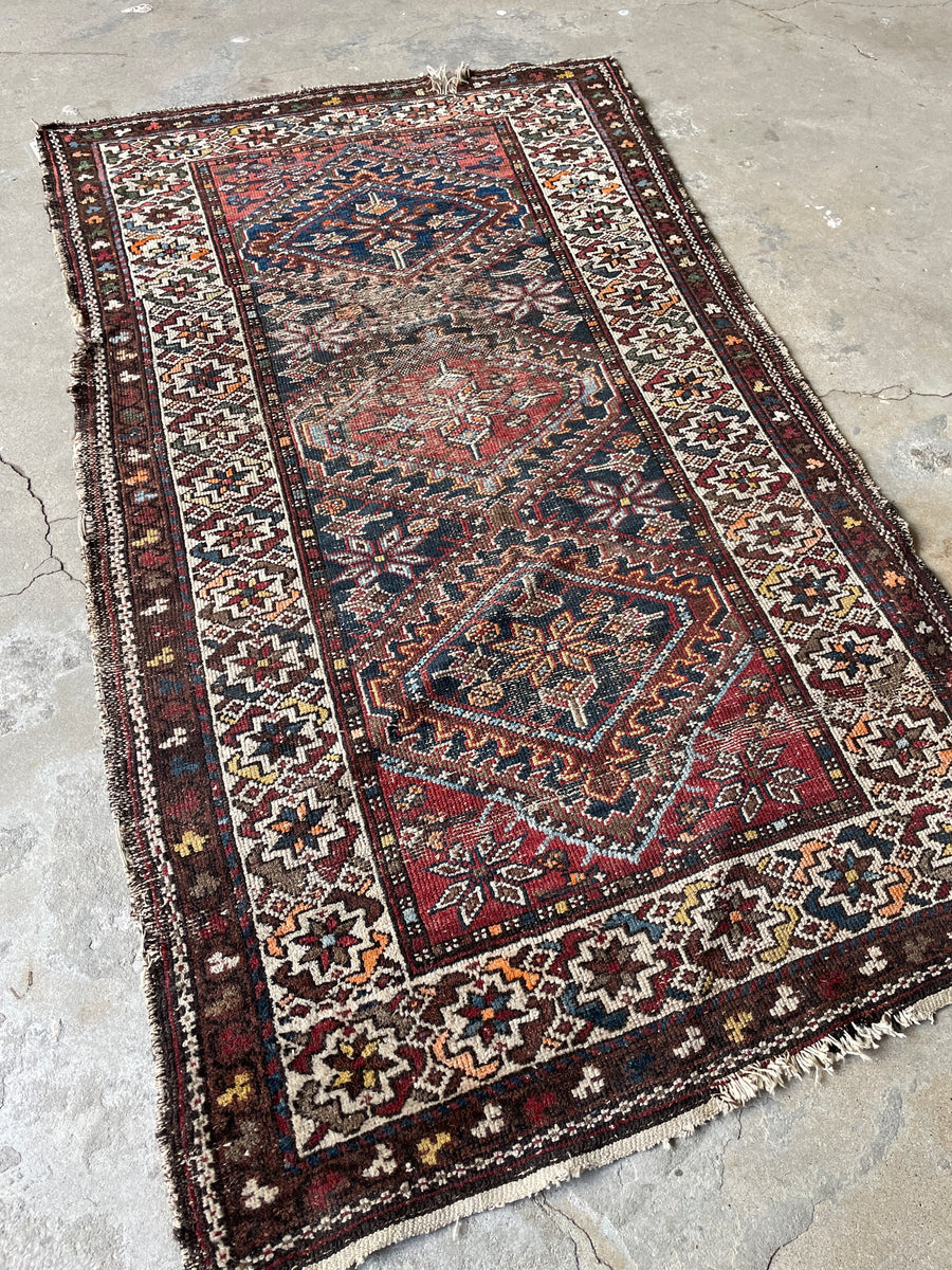 3'3 x 5'5 Worn To Perfection Persian Rug #2813 – Blue Parakeet Rugs