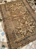 [vintage rugs] - Blue Parakeet Rugs