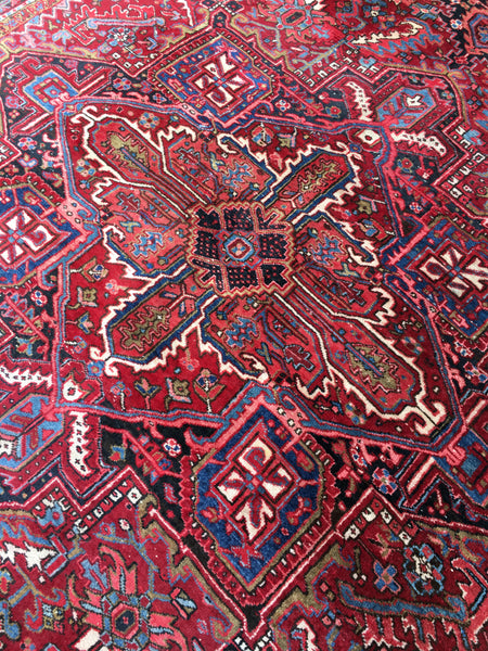 9'6 x 13'5 Vintage Heriz Rug - Blue Parakeet Rugs