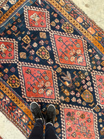 5' x 7'7 Antique Persian Shiraz rug #2179 / 5x8 Vintage rug - Blue Parakeet Rugs