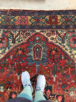 6’6 x 9’2 Beautiful and Bold tribal Heriz rug (#1086) - Blue Parakeet Rugs